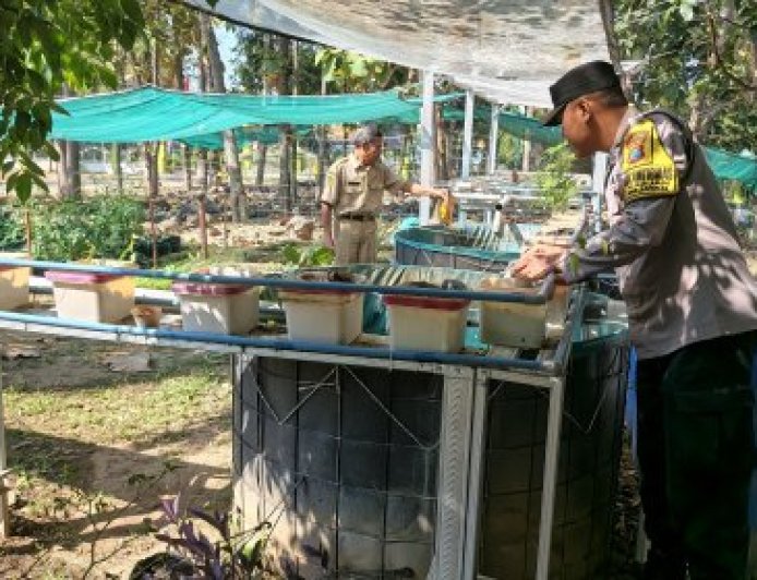 Wujud Dukungan Ketahanan Pangan, Bhabinkamtibmas Sosialisasikan Pemanfaatan Lahan
